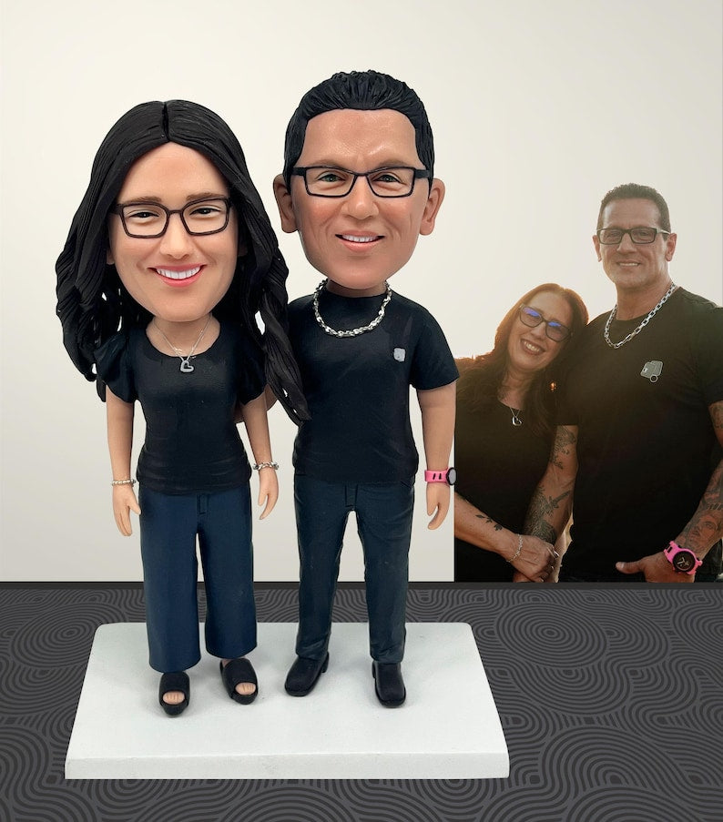 Customized Couple Bobbleheads, Custom Wedding Bobblehead, Wedding Anniversary Gifts, Engagement Gifts, Customized Gifts for Parents